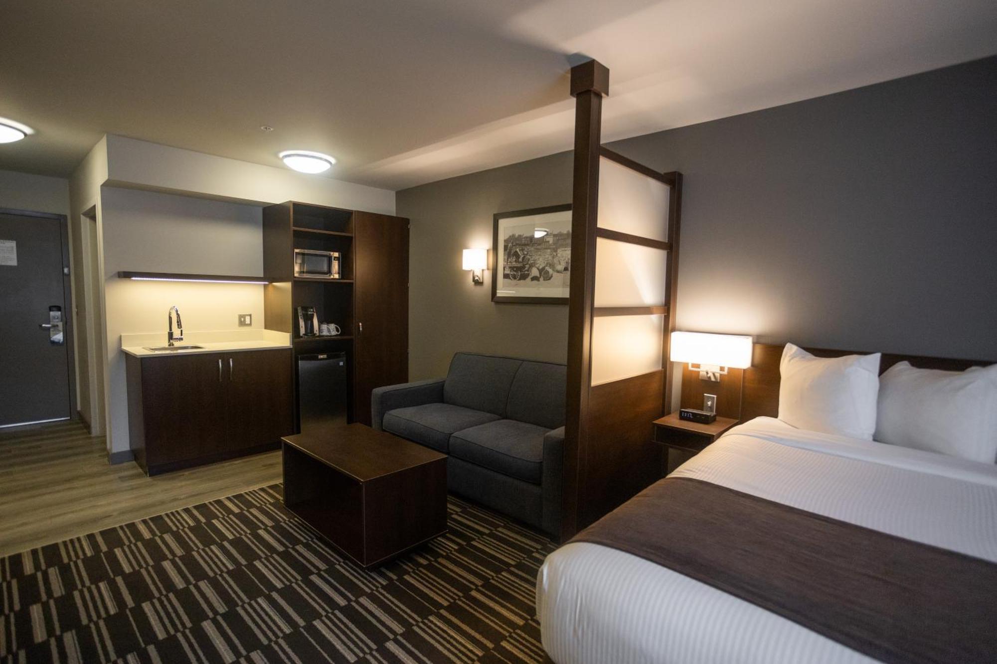 Microtel Inn & Suites By Wyndham Mont Tremblant Buitenkant foto