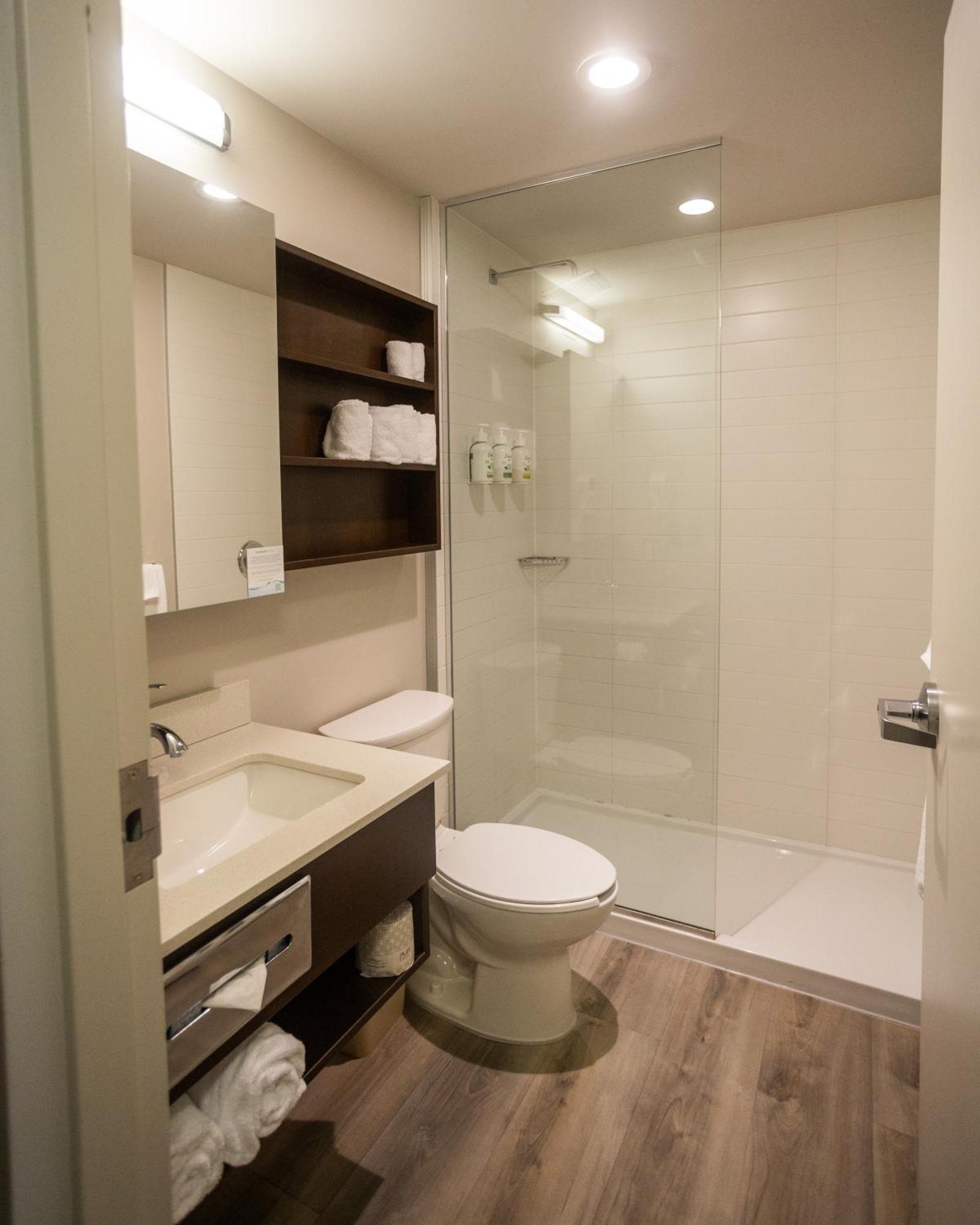 Microtel Inn & Suites By Wyndham Mont Tremblant Buitenkant foto